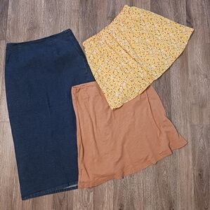 Womens Clothes Bundle of Skirts Size Medium